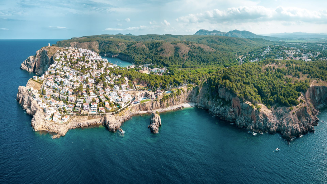 Coast Adventure Hike Escala